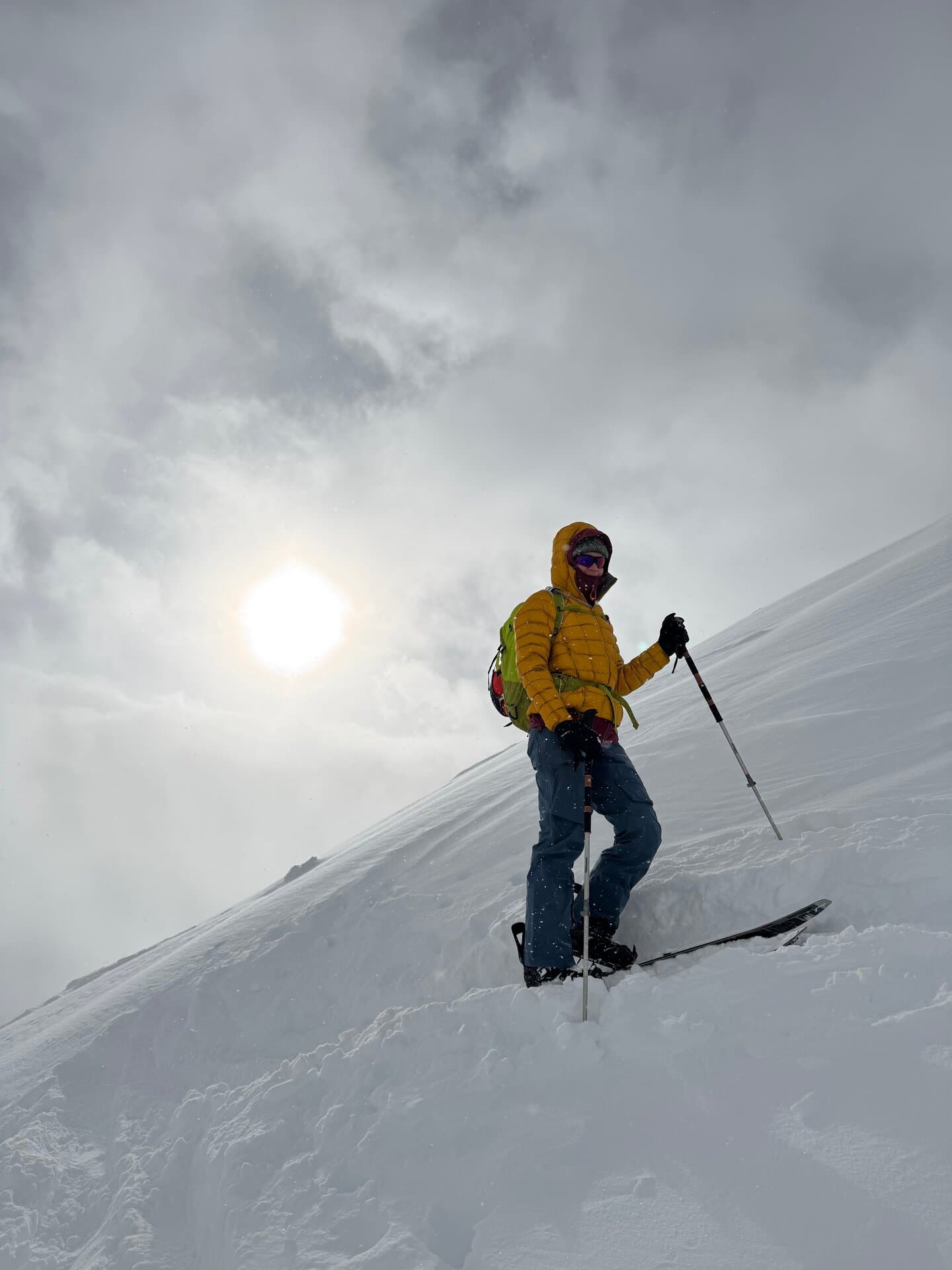 Splitboard femme : guide et sélection 2026
